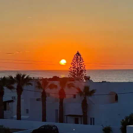 La Bellezza Eco Boutique Hotel Kamari (Santorini)