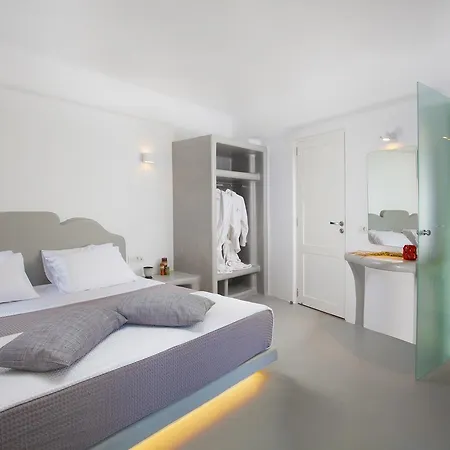 La Bellezza Eco Boutique Hotel Kamari (Santorini)
