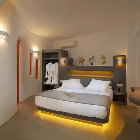 Hotel La Bellezza Eco Boutique Kamari (Santorini)